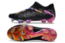 CHUTEIRA PUMA FUTURE 7 ULTIMATE CAMPO - PRETA E ROXA