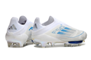CHUTEIRA ADIDAS F50 LACELESS LIGHTSTRIKE PRO ELITE CAMPO - BRANCA E AZUL