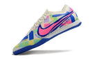 CHUTEIRA NIKE AIR ZOOM MERCURIAL VAPOR 15 ELITE FUTSAL - BRANCA, AZUL E ROSA