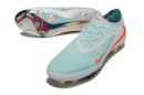CHUTEIRA NIKE PHANTOM 6 ELITE CAMPO "MAD ENERGY" - BRANCA E CIANO