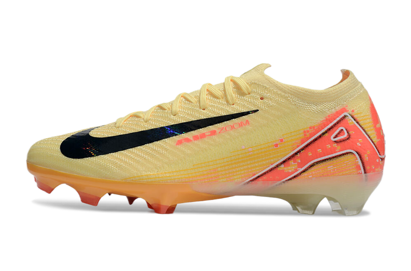 CHUTEIRA NIKE AIR ZOOM MERCURIAL VAPOR 16 ELITE CAMPO "MBAPPÉ" - AMARELA E LARANJA