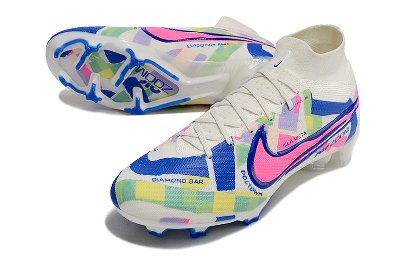 CHUTEIRA NIKE AIR ZOOM MERCURIAL SUPERFLY 9 ELITE CAMPO "SOCAL" - BRANCA E COLORIDA