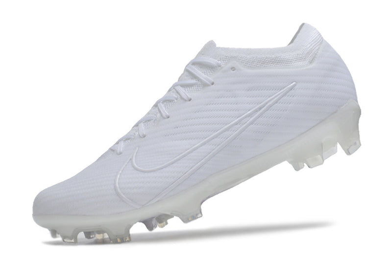CHUTEIRA NIKE AIR ZOOM MERCURIAL VAPOR 15 ELITE CAMPO - BRANCA CAMALEÃO