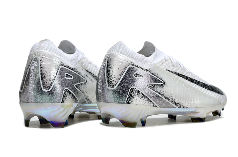 CHUTEIRA NIKE AIR ZOOM MERCURIAL VAPOR 16 ELITE CAMPO - BRANCA E PRETA