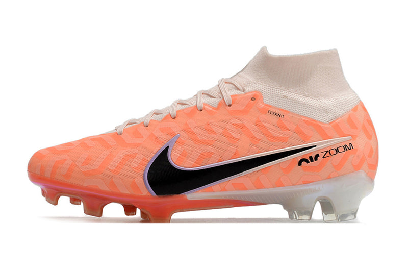 CHUTEIRA NIKE AIR ZOOM MERCURIAL SUPERFLY 9 ELITE CAMPO "UNITED" - LARANJA E PRETA