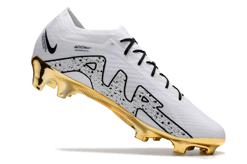 CHUTEIRA NIKE AIR ZOOM MERCURIAL VAPOR 15 ELITE CAMPO - BRANCA E DOURADO