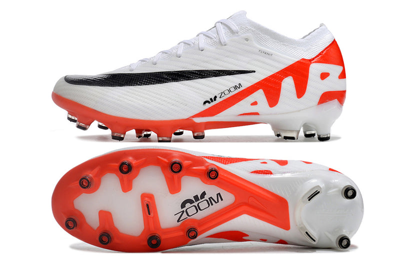CHUTEIRA NIKE AIR ZOOM MERCURIAL VAPOR 15 ELITE CAMPO (AG) "READY" - BRANCA E VERMELHA