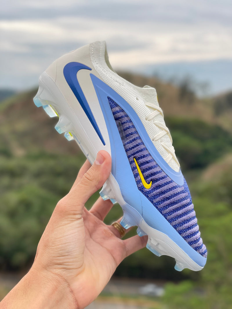 [PRONTA ENTREGA] CHUTEIRA NIKE PHANTOM 6 ELITE CAMPO "FEAR NOTHING" - BRANCA E AZUL