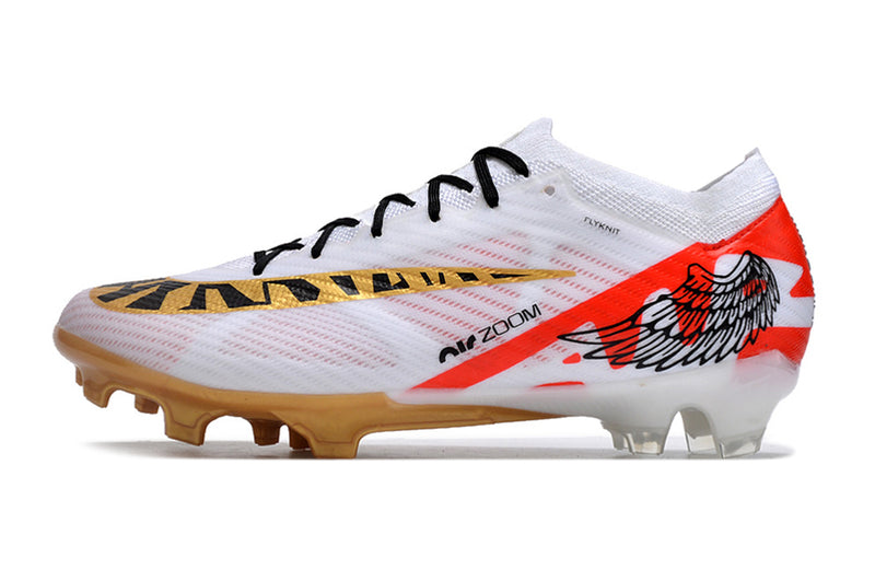 CHUTEIRA NIKE AIR ZOOM MERCURIAL VAPOR 15 ELITE CAMPO - BRANCA E DOURADA