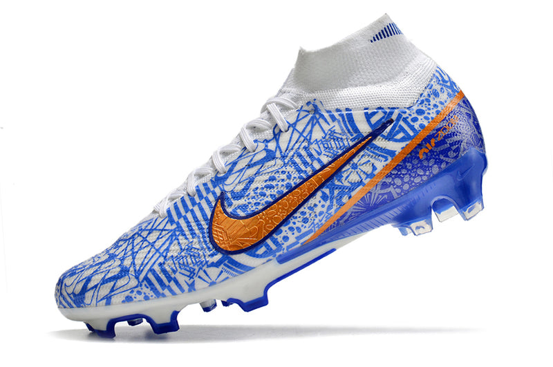 CHUTEIRA NIKE AIR ZOOM MERCURIAL SUPERFLY 9 ELITE CAMPO "CR7" - BRANCA E AZUL