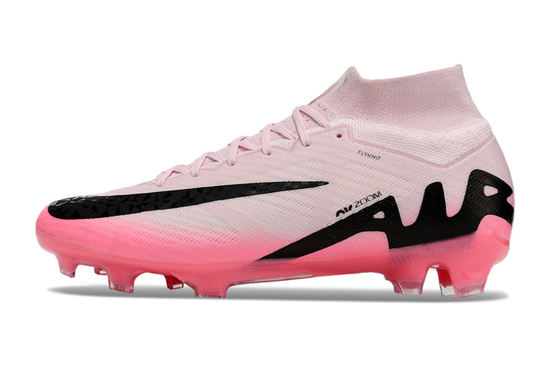 CHUTEIRA NIKE AIR ZOOM MERCURIAL SUPERFLY 9 ELITE CAMPO "MAD BRILLIANCE" - ROSA E PRETA