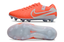 CHUTEIRA NIKE TIEMPO LEGEND 10 ELITE CAMPO - LARANJA E BRANCA