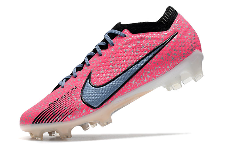 CHUTEIRA NIKE AIR ZOOM MERCURIAL VAPOR 15 ELITE CAMPO - ROSA E AZUL