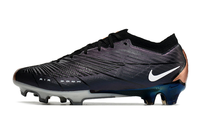 CHUTEIRA NIKE AIR ZOOM MERCURIAL VAPOR 15 ELITE CAMPO "2001" - PRETA E COBRE
