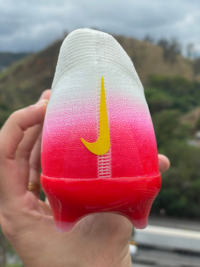 [PRONTA ENTREGA] CHUTEIRA NIKE AIR ZOOM MERCURIAL VAPOR 16 ELITE CAMPO "FEAR NOTHING" - BRANCA E VERMELHA