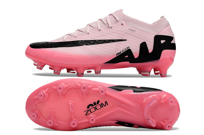 CHUTEIRA NIKE AIR ZOOM MERCURIAL VAPOR 15 ELITE CAMPO (AG) "MAD BRILLIANCE" - ROSA E PRETA