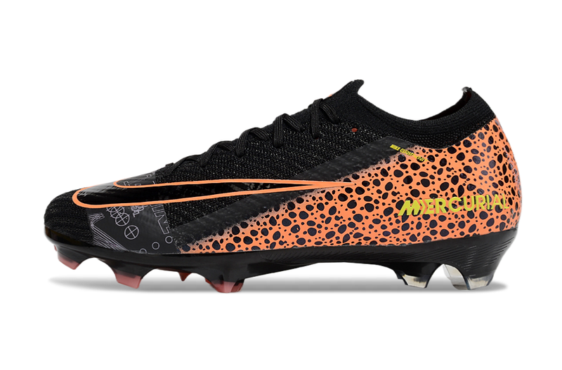 CHUTEIRA NIKE AIR ZOOM MERCURIAL VAPOR 16 ELITE CAMPO - PRETA E LARANJA