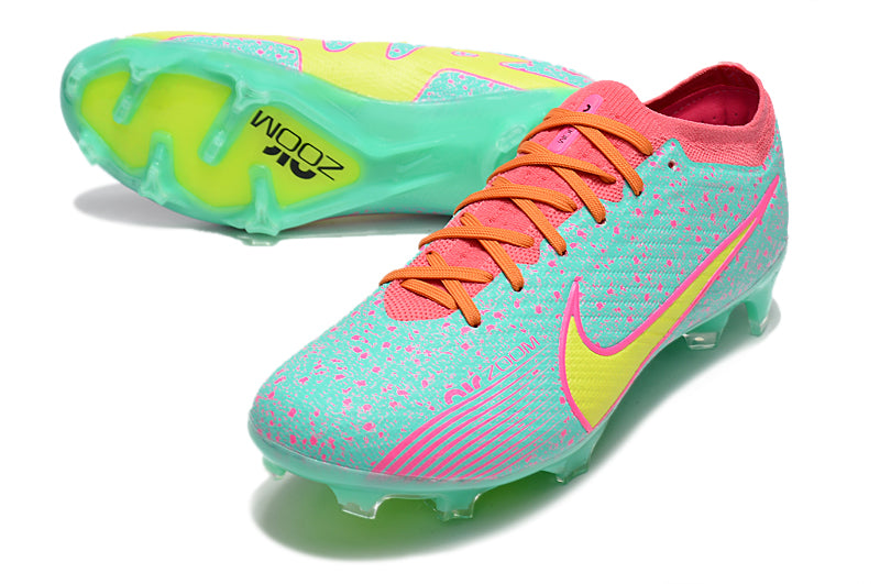CHUTEIRA NIKE AIR ZOOM MERCURIAL VAPOR 15 ELITE CAMPO - VERDE E ROSA