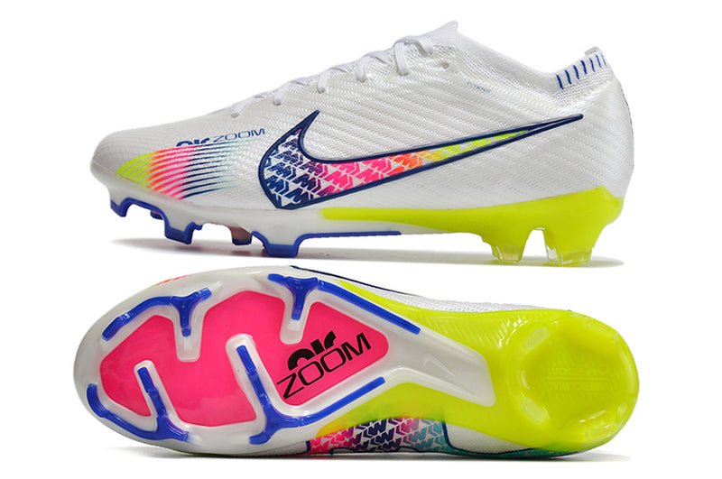 CHUTEIRA NIKE AIR ZOOM MERCURIAL VAPOR 15 ELITE CAMPO - BRANCA E COLORIDA