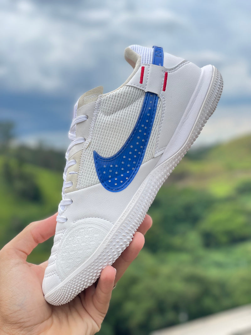 CHUTEIRA NIKE STREET GATO FUTSAL - BRANCA E AZUL (PRONTA ENTREGA)