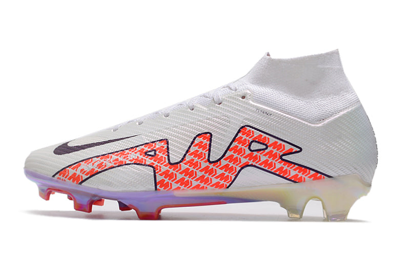 CHUTEIRA NIKE AIR ZOOM MERCURIAL SUPERFLY 9 ELITE CAMPO "DISRUPTION" - BRANCA E VERMELHA