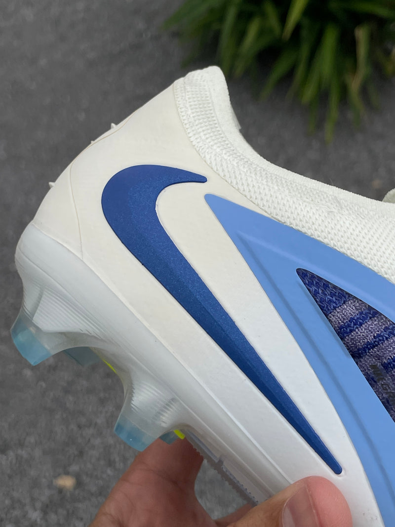 [PRONTA ENTREGA] CHUTEIRA NIKE PHANTOM 6 ELITE CAMPO "FEAR NOTHING" - BRANCA E AZUL