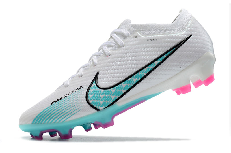 CHUTEIRA NIKE AIR ZOOM MERCURIAL VAPOR 15 ELITE CAMPO - BRANCA E AZUL