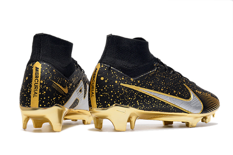 CHUTEIRA NIKE AIR ZOOM MERCURIAL SUPERFLY 9 ELITE CAMPO - PRETA E DOURADA