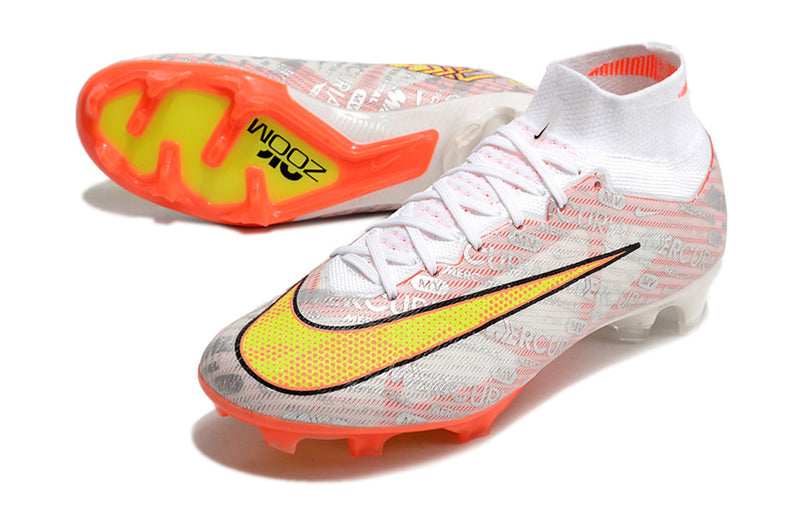 CHUTEIRA NIKE AIR ZOOM MERCURIAL SUPERFLY 9 ELITE CAMPO "XXV" - BRANCA E LARANJA