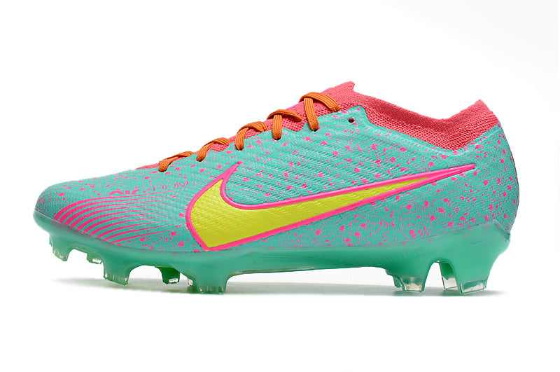 CHUTEIRA NIKE AIR ZOOM MERCURIAL VAPOR 15 ELITE CAMPO - VERDE E ROSA