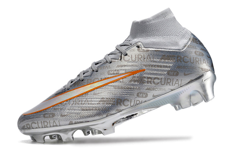 CHUTEIRA NIKE AIR ZOOM MERCURIAL SUPERFLY 9 ELITE CAMPO "XXV" - PRATA