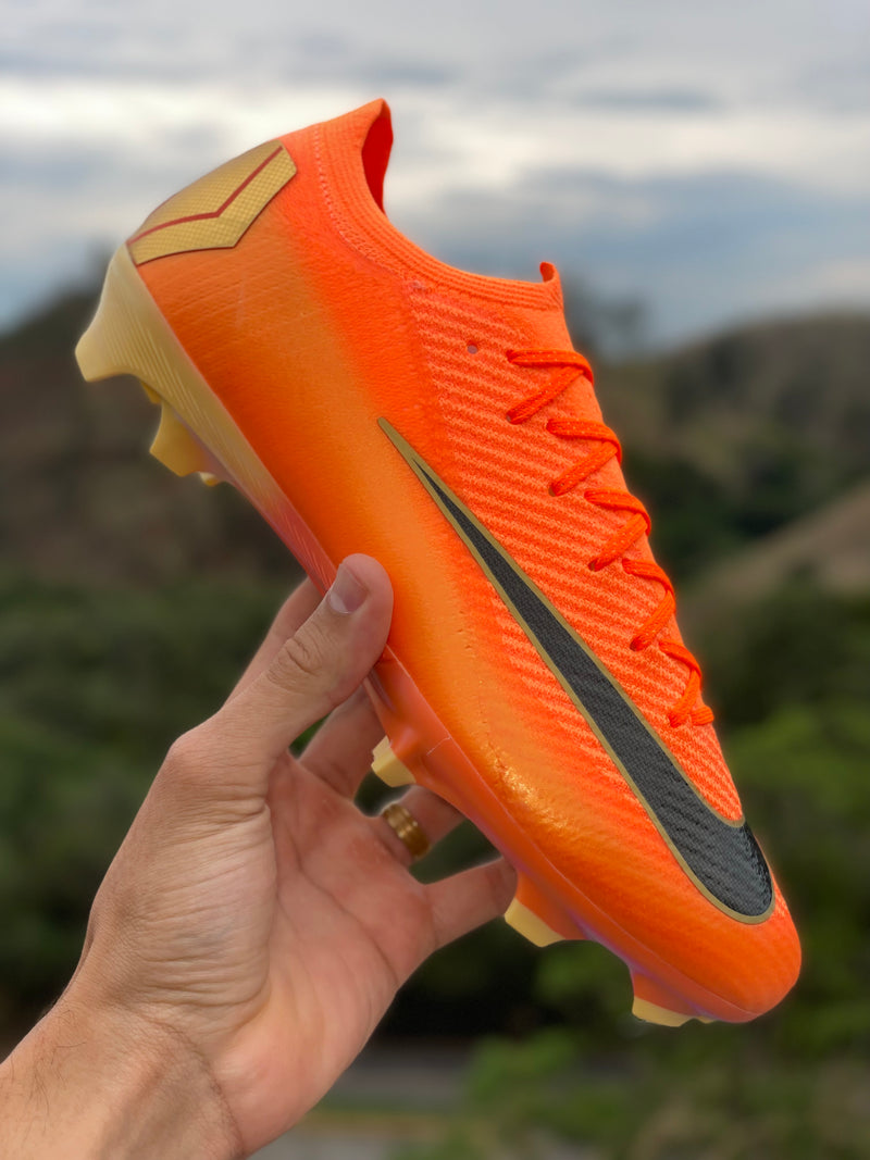 [PRONTA ENTREGA] CHUTEIRA NIKE AIR ZOOM MERCURIAL VAPOR 16 ELITE CAMPO - LARANJA E PRETA