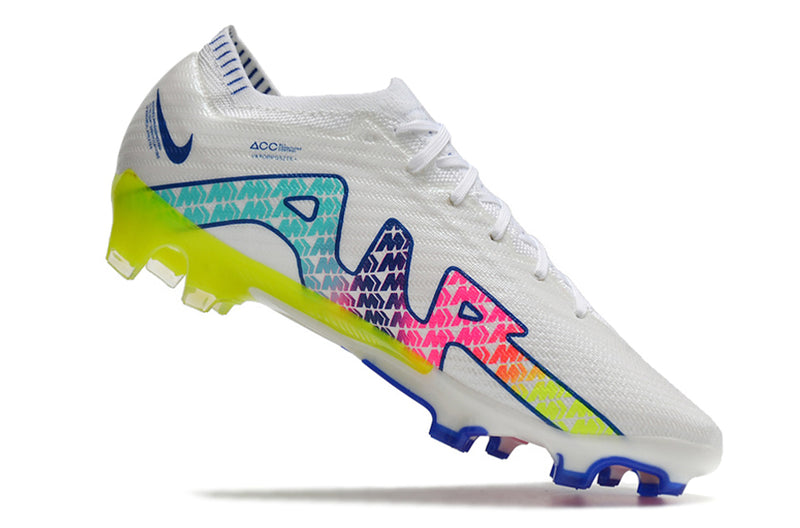 CHUTEIRA NIKE AIR ZOOM MERCURIAL VAPOR 15 ELITE CAMPO - BRANCA E COLORIDA