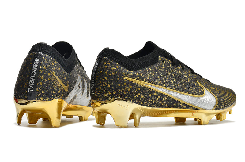 CHUTEIRA NIKE AIR ZOOM MERCURIAL VAPOR 15 ELITE CAMPO - PRETA E DOURADO