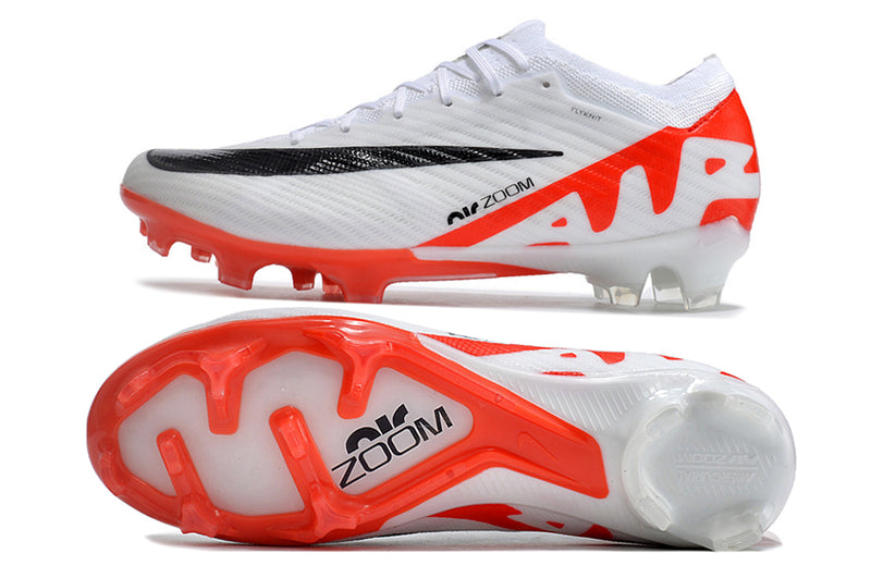CHUTEIRA NIKE AIR ZOOM MERCURIAL VAPOR 15 ELITE CAMPO "READY" - BRANCA E VERMELHA