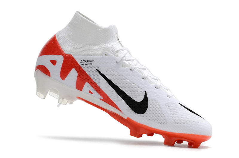 CHUTEIRA NIKE AIR ZOOM MERCURIAL SUPERFLY 9 ELITE CAMPO "READY" - BRANCA E VERMELHA
