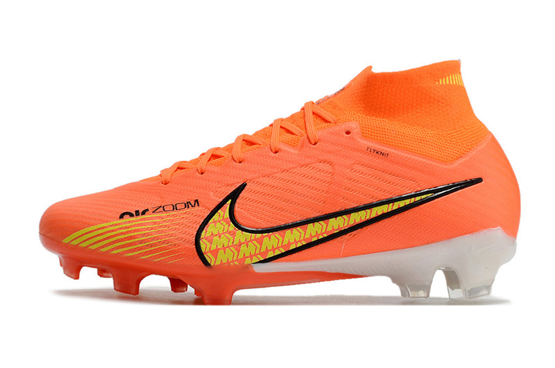 CHUTEIRA NIKE AIR ZOOM MERCURIAL SUPERFLY 9 ELITE CAMPO - LARANJA E AMARELA
