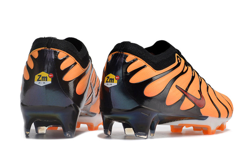 CHUTEIRA NIKE AIR ZOOM MERCURIAL VAPOR 15 ELITE CAMPO "AIR MAX TN" - LARANJA E PRETA
