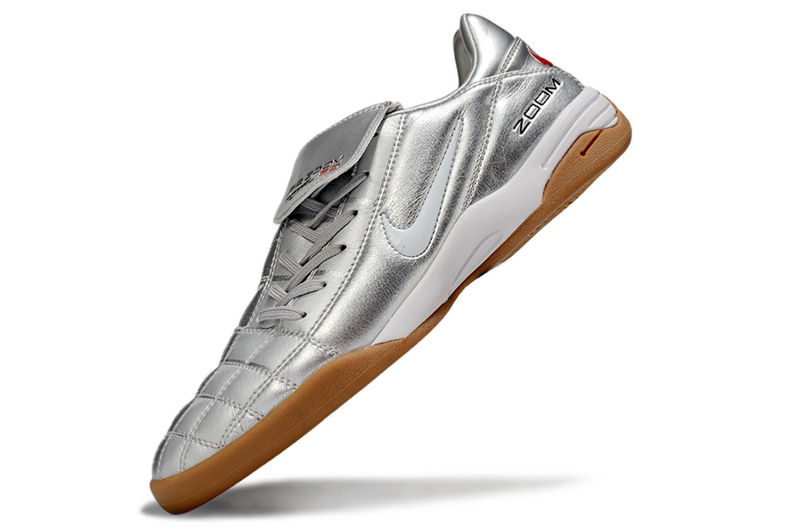 CHUTEIRA NIKE AIR ZOOM TOTAL 90 III FUTSAL - PRATA