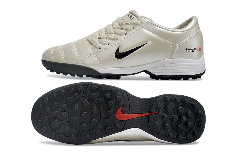 CHUTEIRA NIKE TOTAL 90 III SOCIETY - PRATA E PRETA