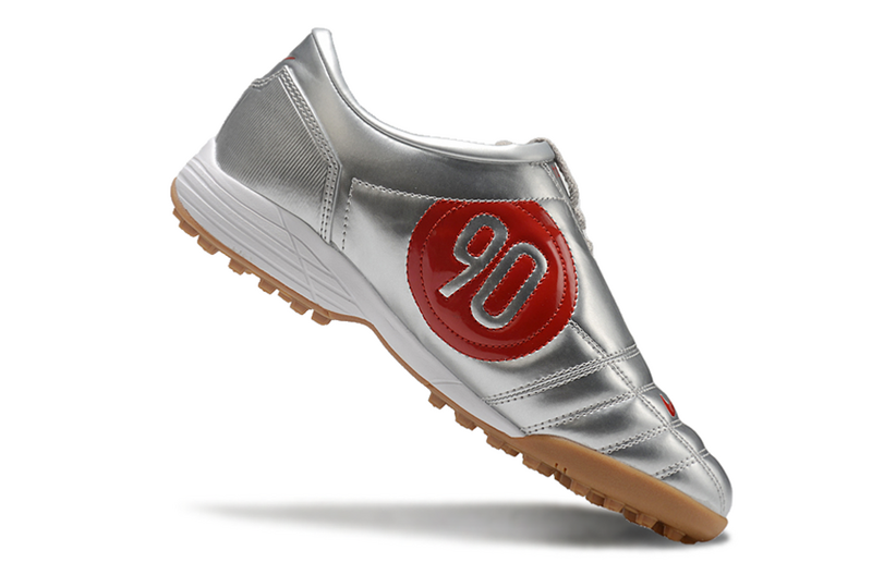 CHUTEIRA NIKE TOTAL 90 III SOCIETY - PRATA E VERMELHA