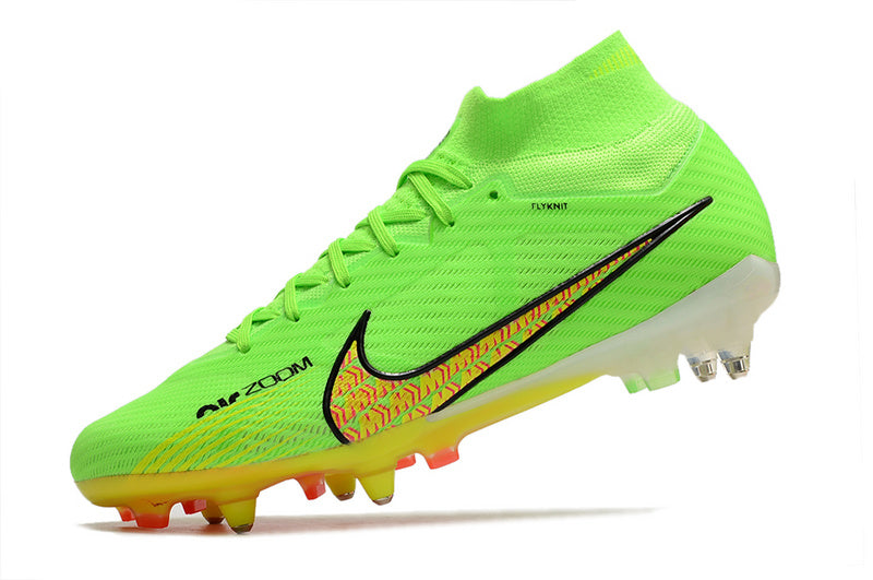 CHUTEIRA NIKE AIR ZOOM MERCURIAL SUPERFLY 9 ELITE TRAVA MISTA FIXA - VERDE E AMARELA