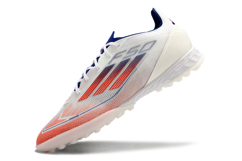 CHUTEIRA ADIDAS F50 SOCIETY "ADVANCEMENT" - BRANCA E VERMELHA