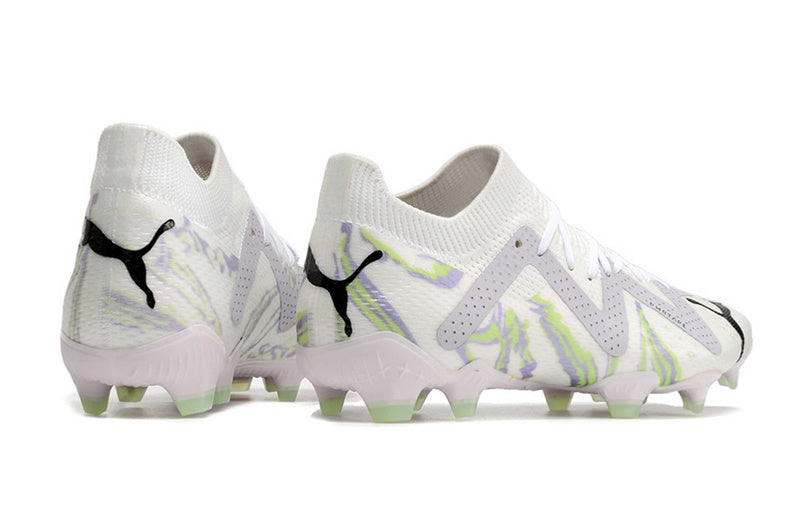 CHUTEIRA PUMA FUTURE ULTIMATE CAMPO "BRILLIANCE" - BRANCA