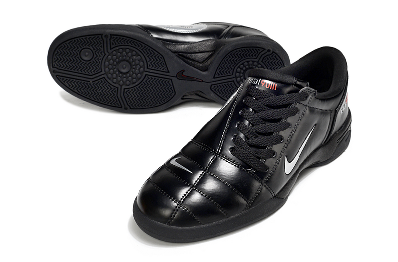 CHUTEIRA NIKE TOTAL 90 III FUTSAL - PRETA