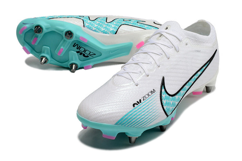 CHUTEIRA NIKE AIR ZOOM MERCURIAL VAPOR 15 ELITE TRAVA MISTA - BRANCA E AZUL