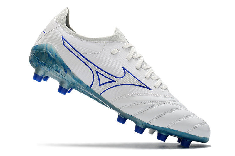 CHUTEIRA MIZUNO MORELIA NEO III JAPAN CAMPO - BRANCA E AZUL