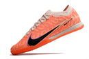 CHUTEIRA NIKE AIR ZOOM MERCURIAL VAPOR 15 ELITE FUTSAL "UNITED" - LARANJA