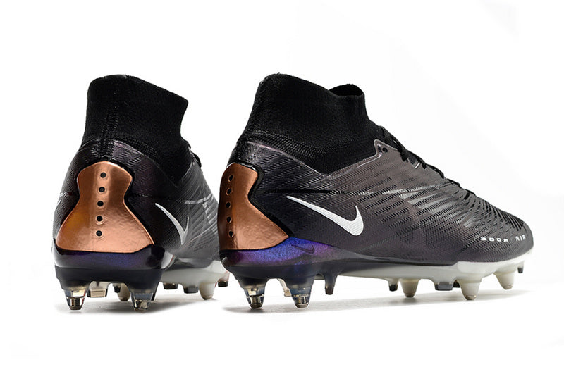 CHUTEIRA NIKE AIR ZOOM MERCURIAL SUPERFLY 9 ELITE TRAVA MISTA FIXA "2001" - PRETA E COBRE
