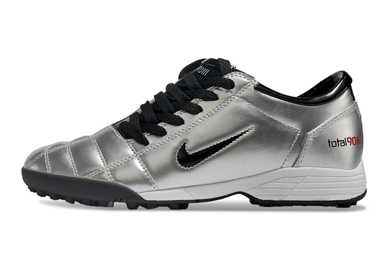 CHUTEIRA NIKE TOTAL 90 III SOCIETY - PRATA E PRETA